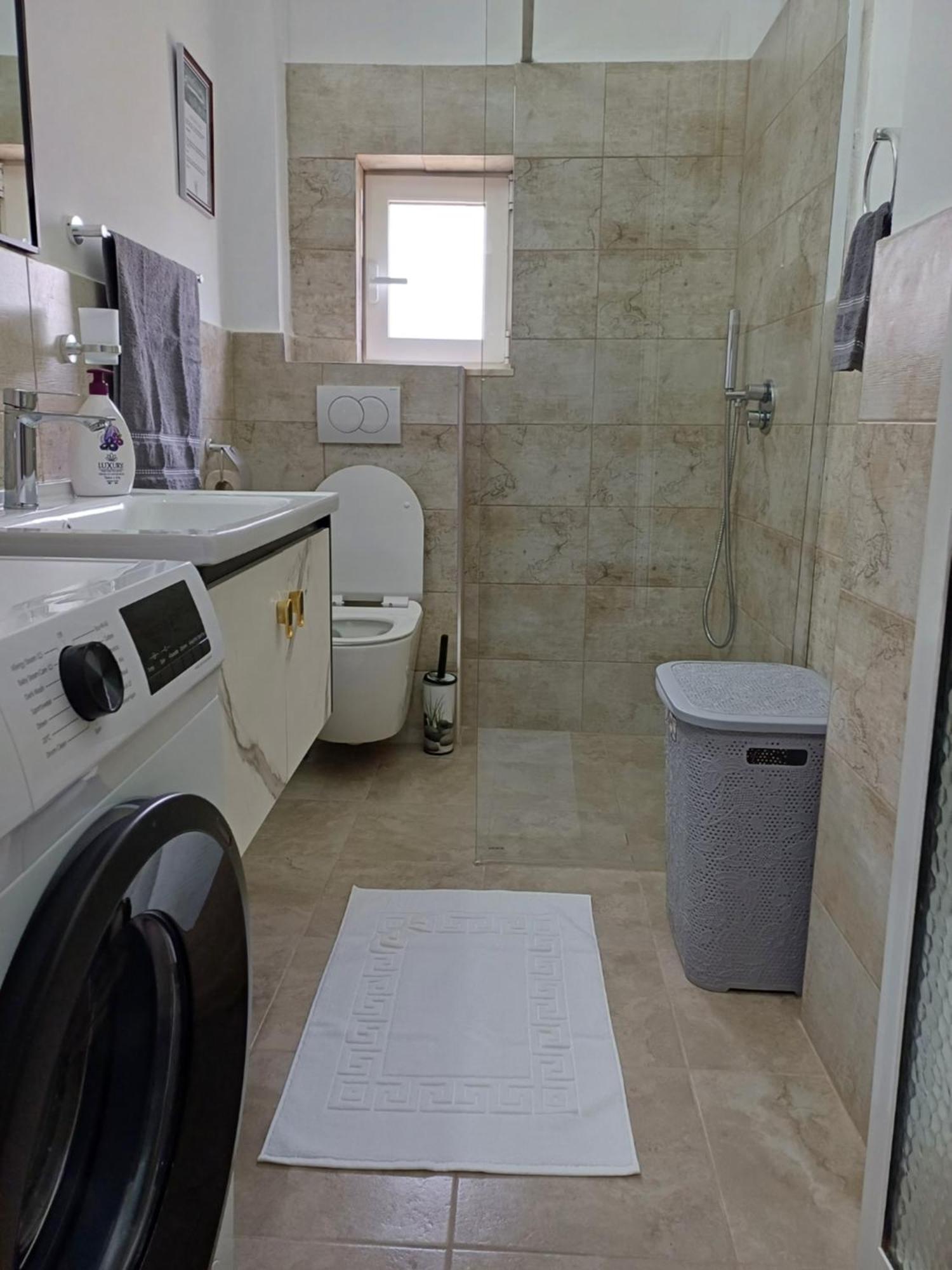 Apartamenti Vero Tiranë Ngoại thất bức ảnh